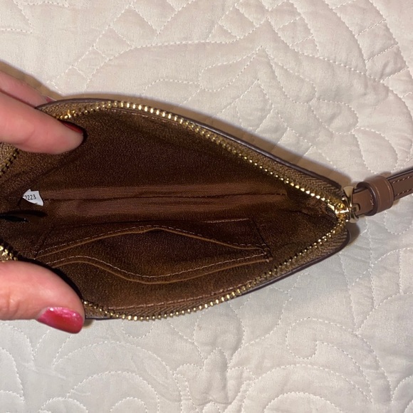 Brown Leather Coach Wristlet. Pockets for cards and zipper for coins inside. - Picture 2 of 3
